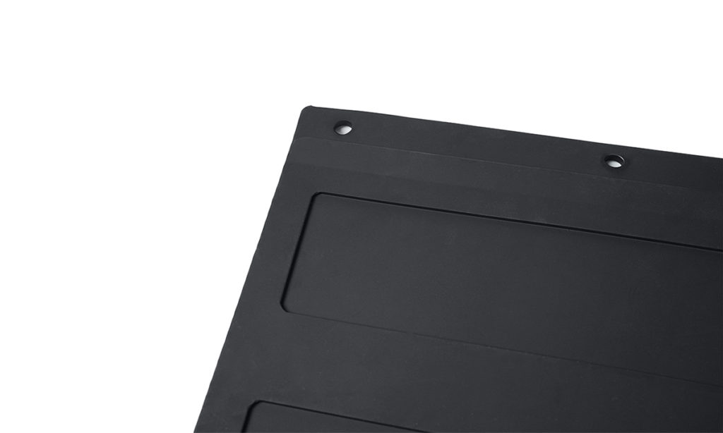 ILGA-paraspruzzi-in-gomma-su-misura-4